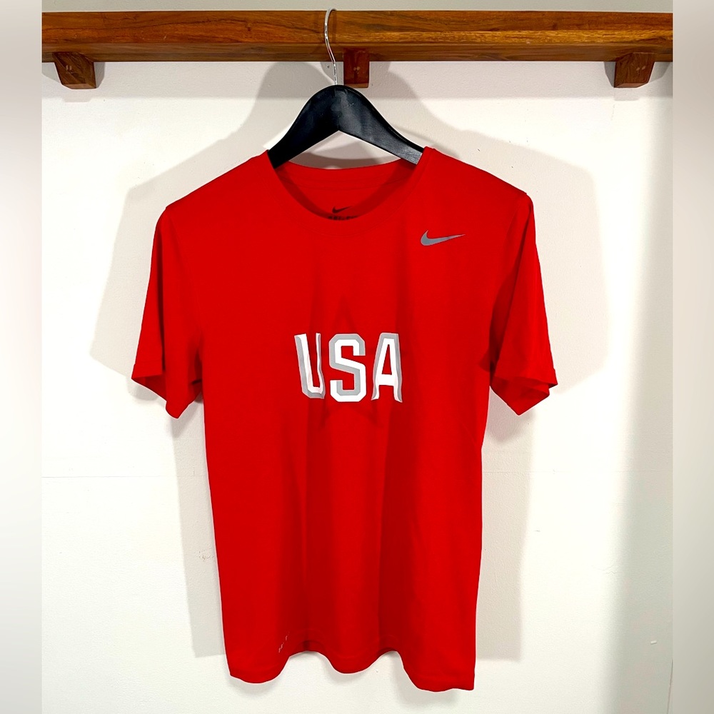 Nike Red Dri Fit USA Short Sleeve Men’s Small